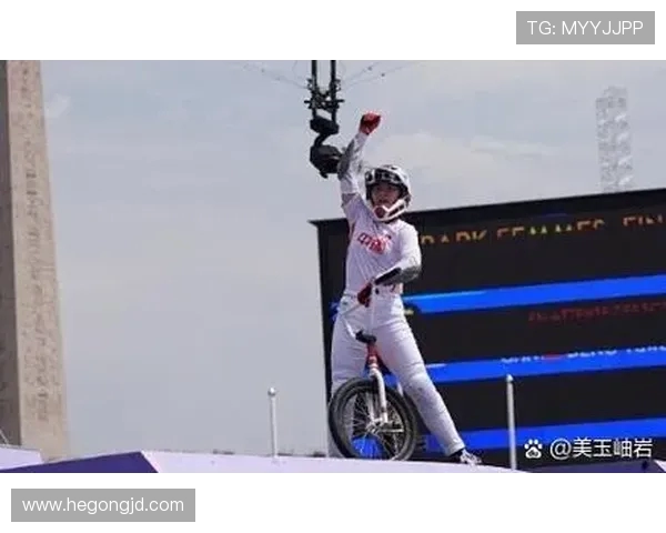 滑板精英赛回顾:北京攀岩队选手个人能力的精彩展现与分析