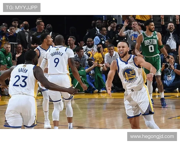 重庆足球队的包夹战术解析与深度剖析