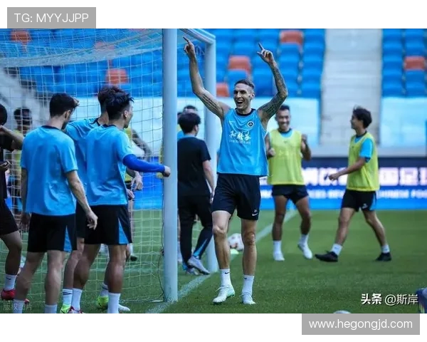 深圳新鹏城主场迎战梅州客家两队鏖战激烈力争中超积分关键胜利