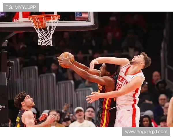 2004年NBA经典对决老鹰队与火箭队的精彩瞬间回顾与分析